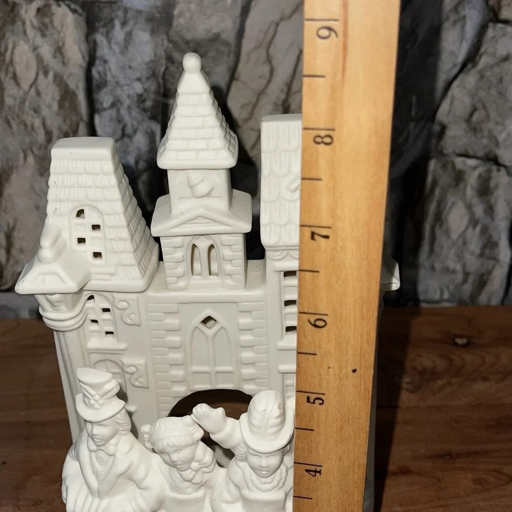 Partylite Village Christmas Carolers Tealight Candle Holder P0204 White Bisque - Picture 3 of 10